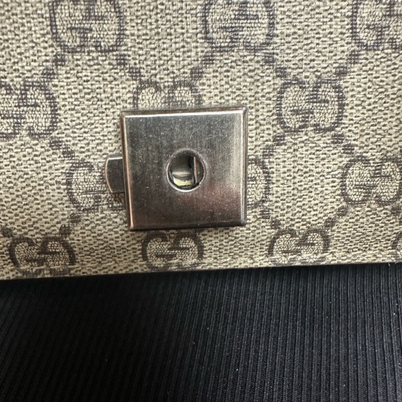 Luxury Beige and Tan Shoulder Bag - Picture 3 of 6